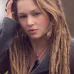 Out Singer/Songwriter Crystal Bowersox Releases “Coming Out” Christmas Song